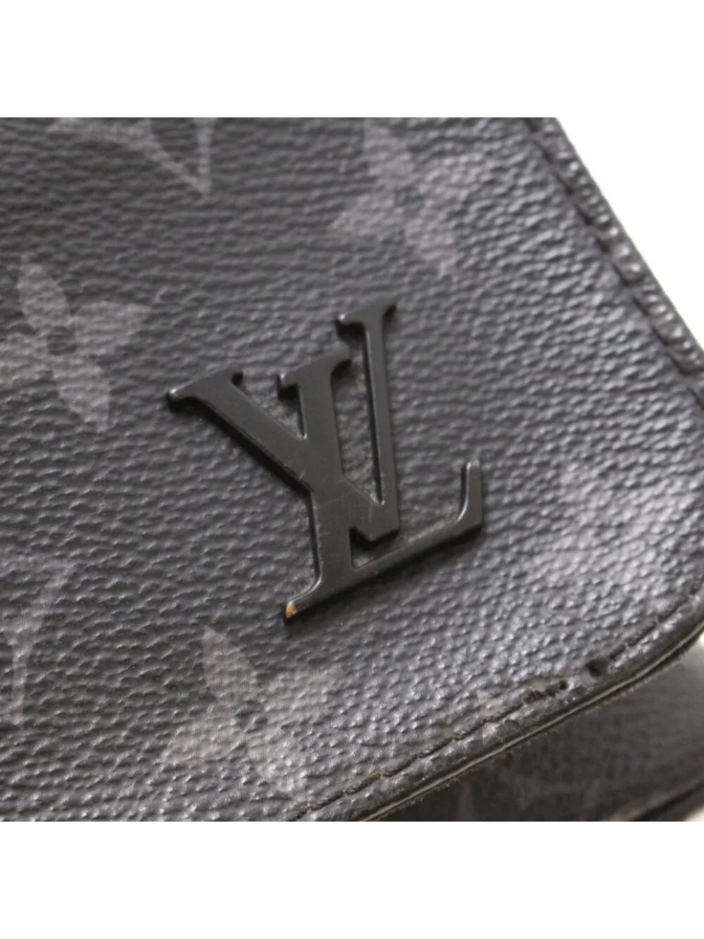 Louis Vuitton District MM Shoulder Bag Monogram Eclipse Gray Silver